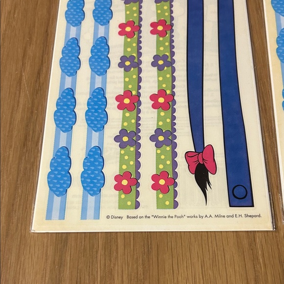 Disney Sandylion Sticker Collection with Blue, Yellow, and Green (Set of 5) - Picture 15 of 16